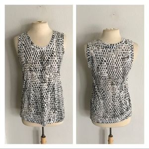 CLOSET CLOSING! FIRM$ Vera Wang tank